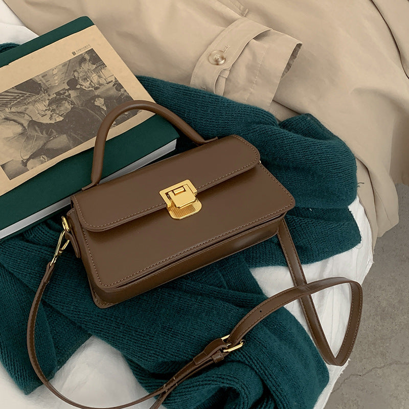 Vintage Style Women's Handbag - Simple Square Shoulder Bag