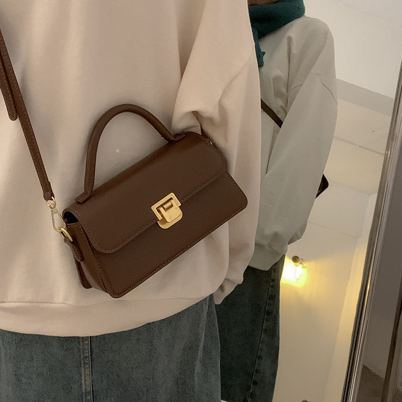 Vintage Style Women's Handbag - Simple Square Shoulder Bag
