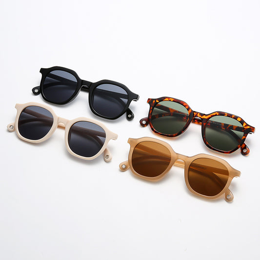 Trendy Retro Polygon Sunglasses for Outdoor Use