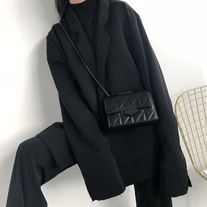 2023 Stylish Shoulder Bag with Chain Strap for Women